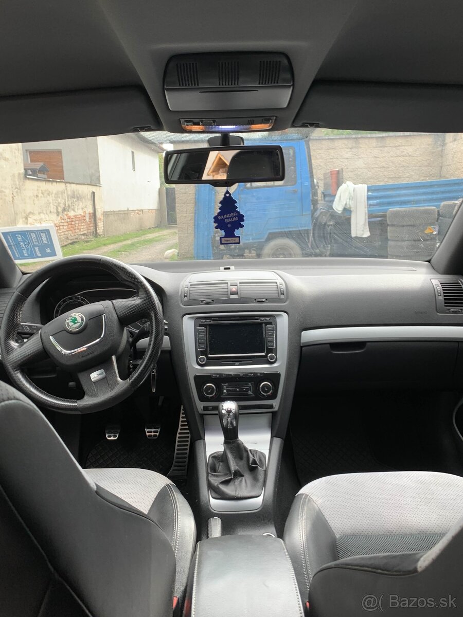 ŠKODA OCTAVIA 2 RS - 6