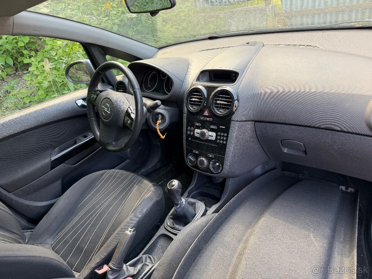 Opel CORSA-D - 6
