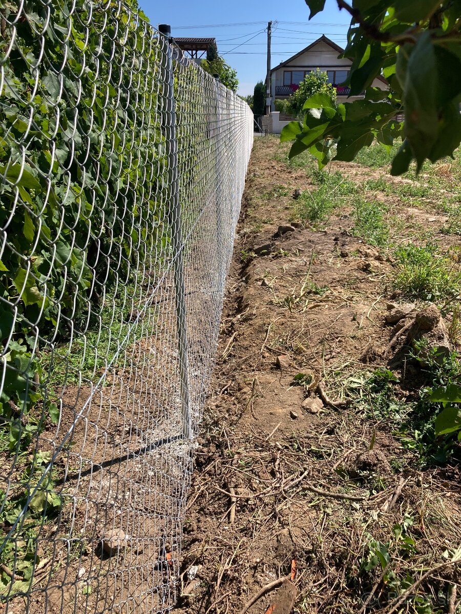 Stavebná parcela v obci Somotor - 6