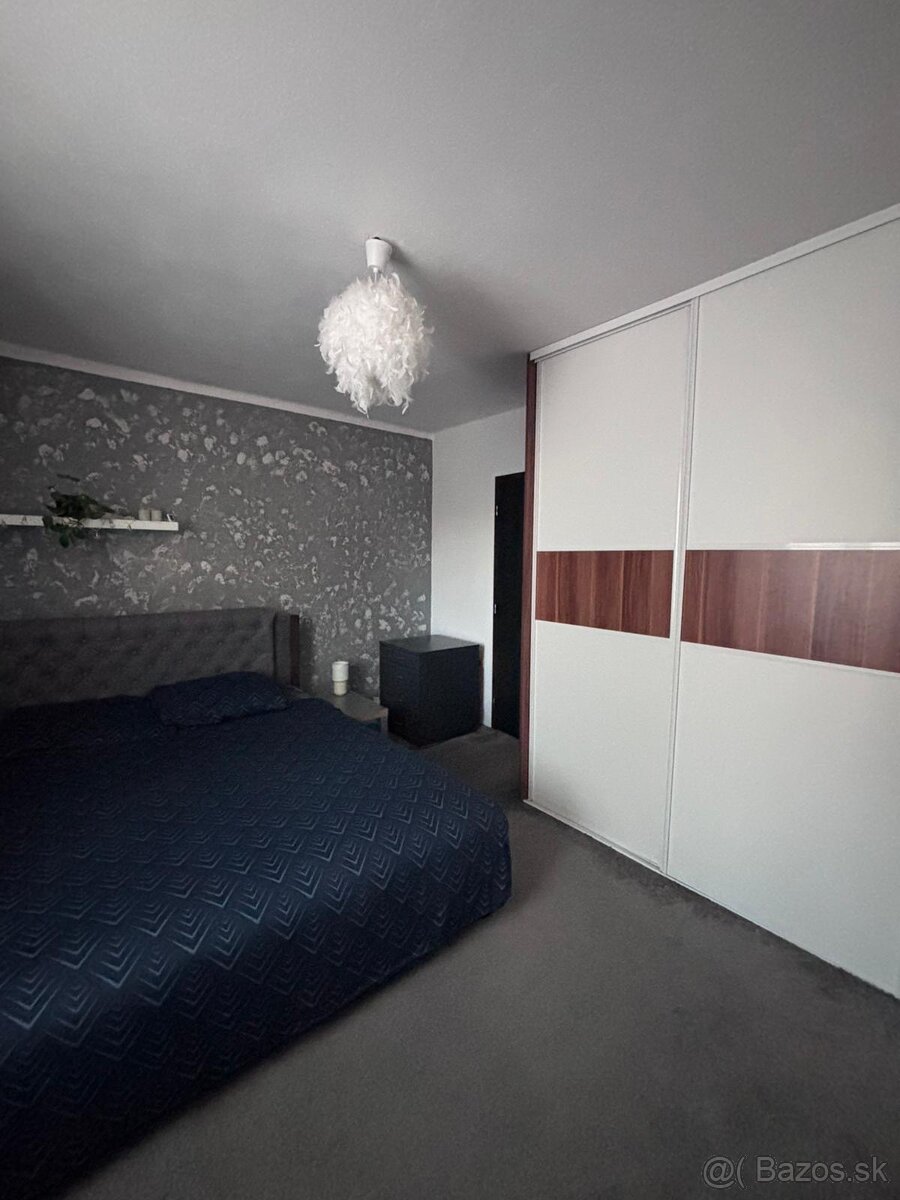 PREDAJ 2 IZB B YT NITRA - CENTRUM, STARÉ MESTO - 6