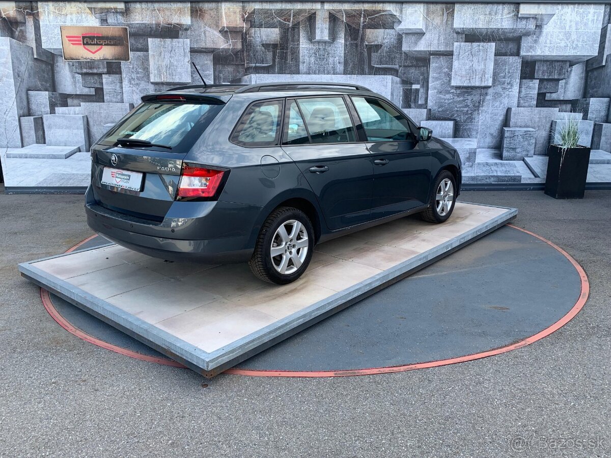 Škoda Fabia 1.2TSi, 66KW, TEMPOMAT - 6