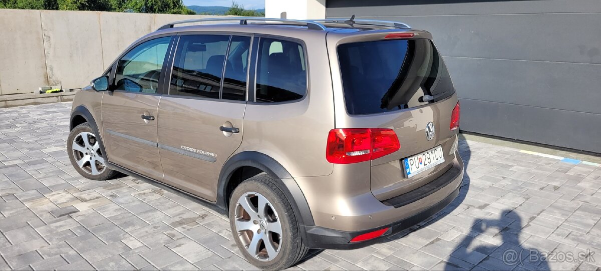 Predam volkswagen Touran cross - 6