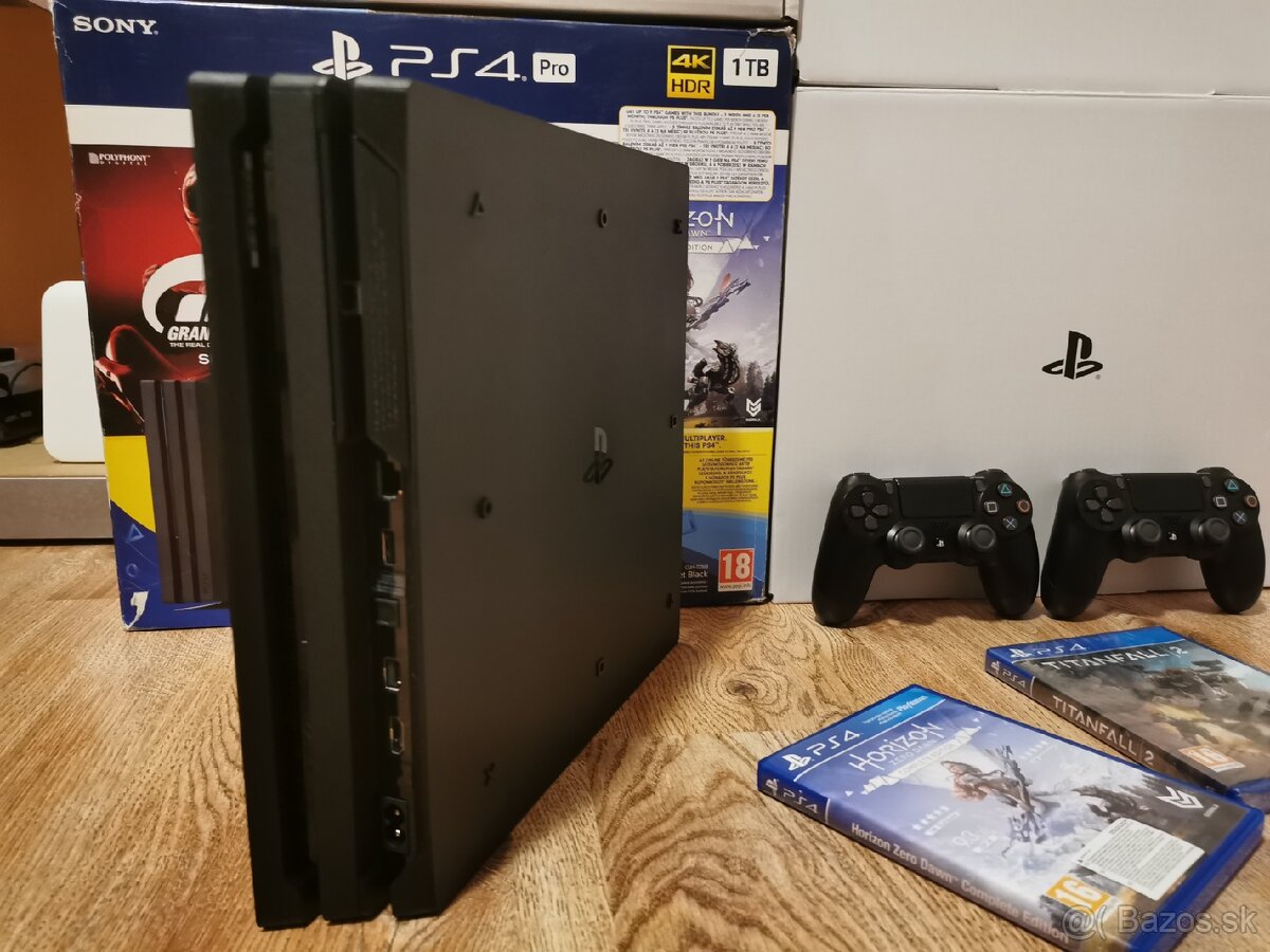 PS4 PRO 1TB - 6