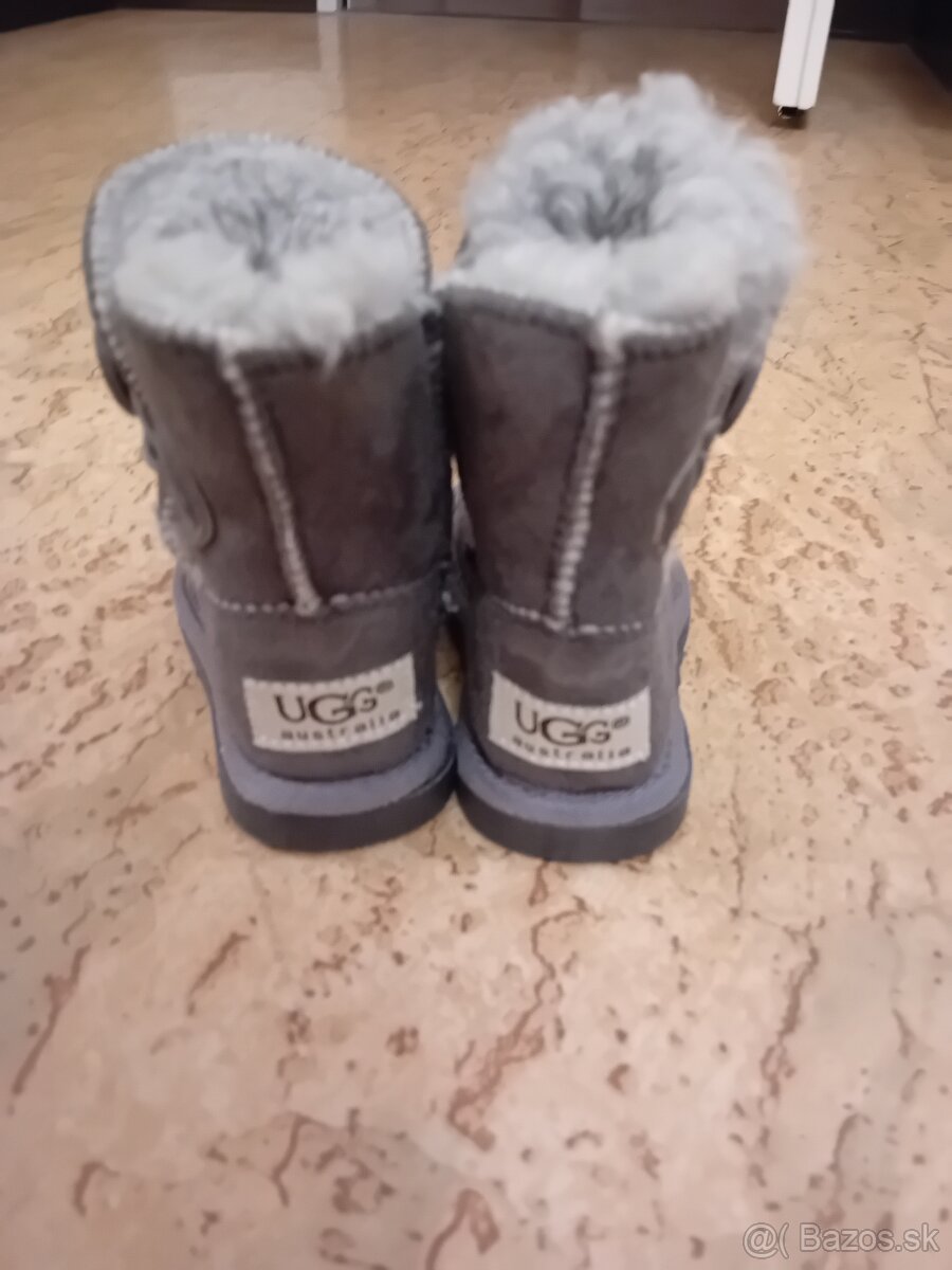 UGG velkost 22 - 6