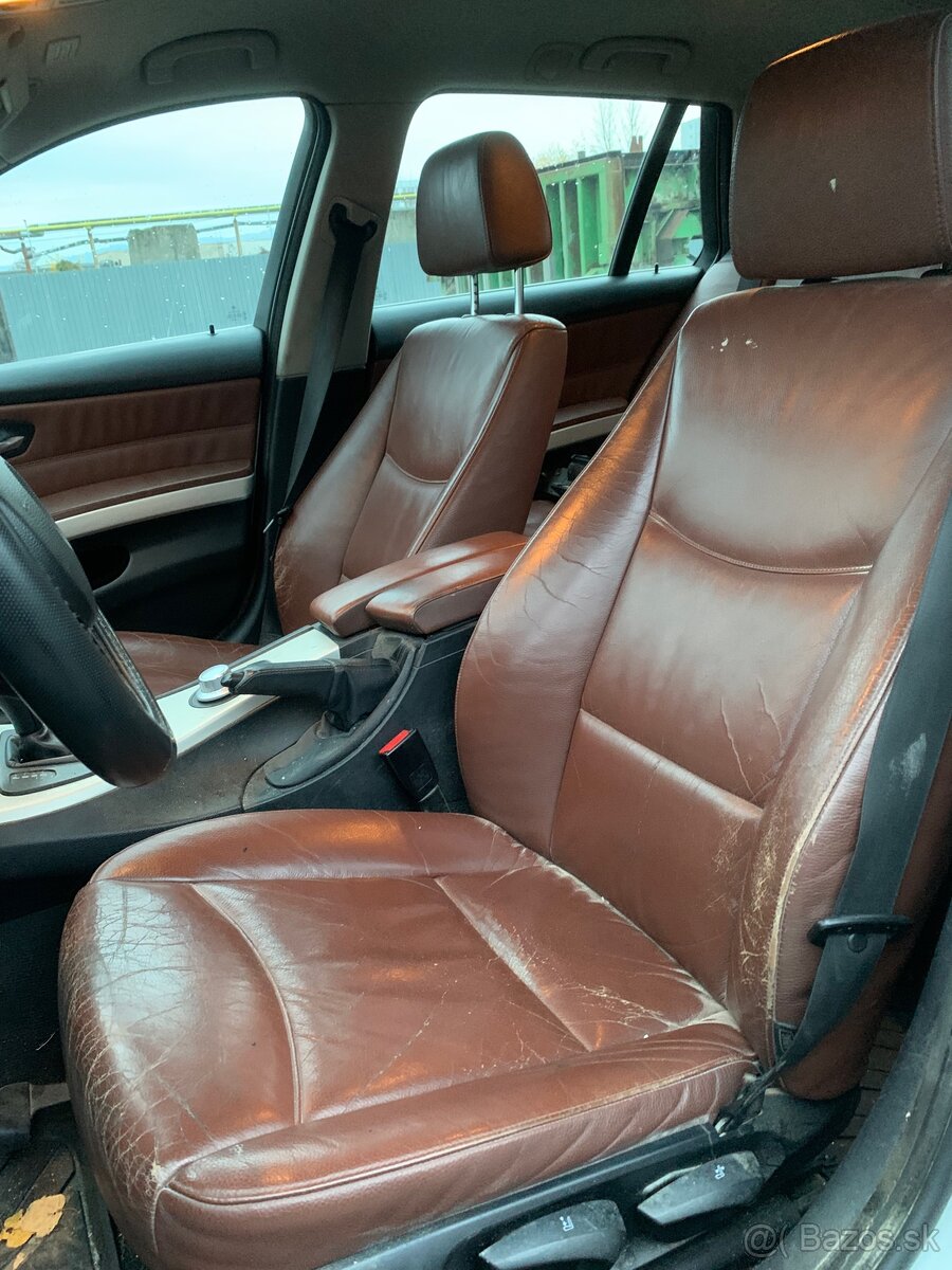 Predám interiér BMW e91 - 6