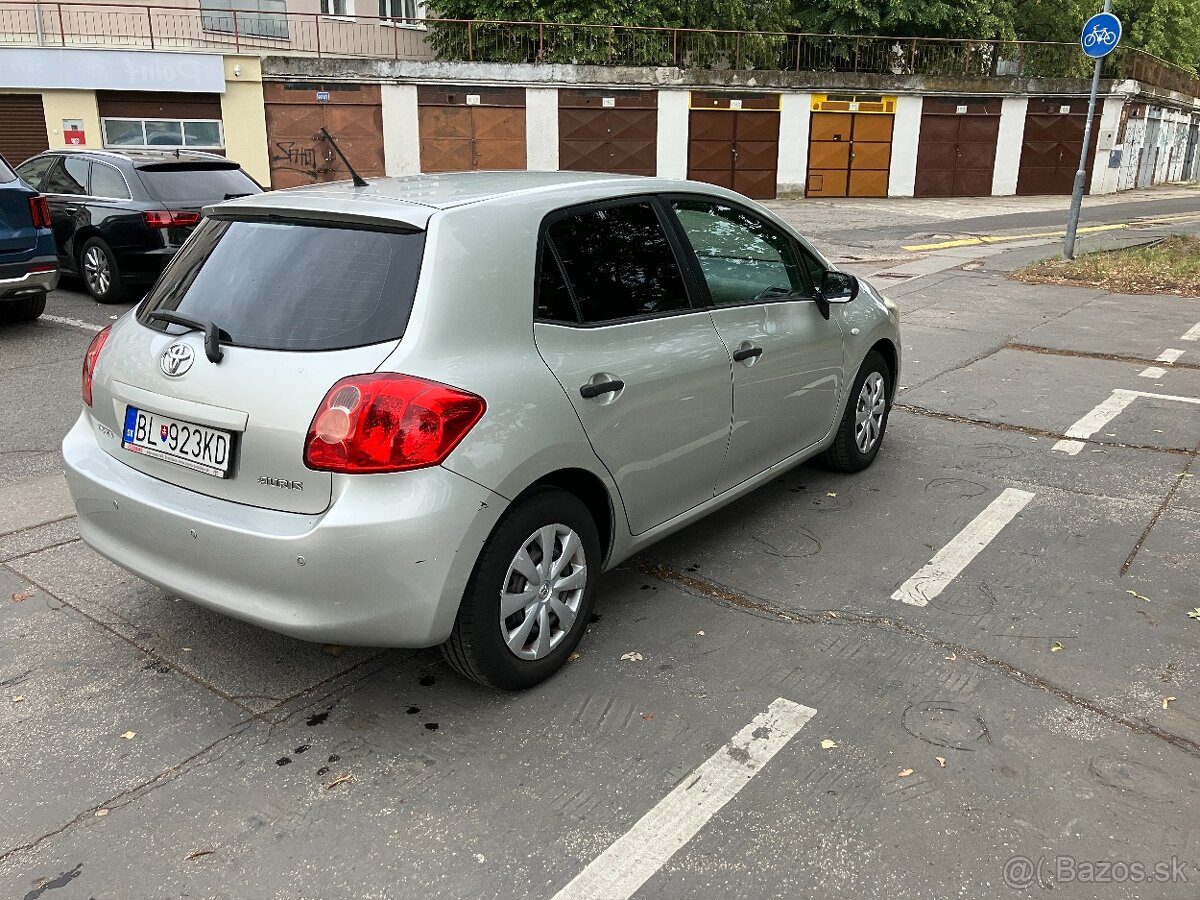 Toyota Auris 1.4 2008 - 6