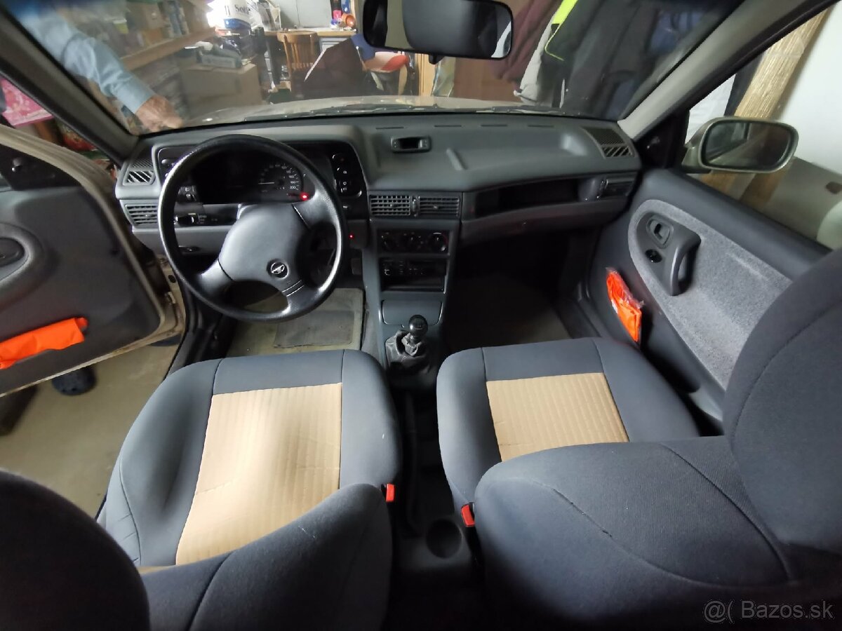 Predam auto Daewoo Nexia 1996 - 6