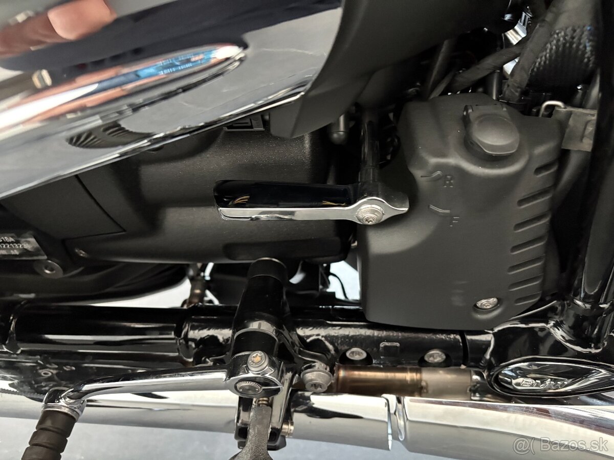 BMW R18 100 Years - 6
