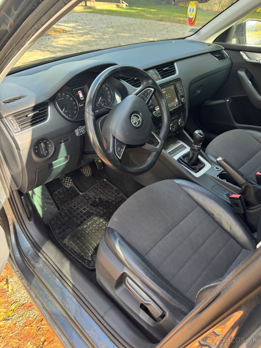 Škoda Octavia III Combi 2.0 TDI - 6