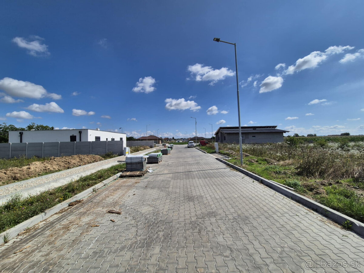 🏡 Stavebný pozemok na predaj – Dvory nad Žitavou, 640 m² - 6