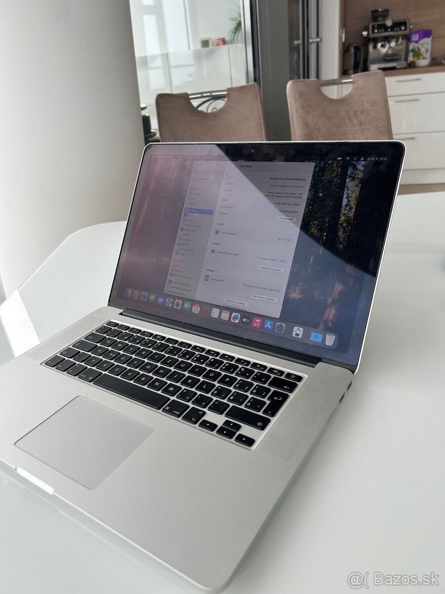 MacBook Pro 15" Retina ,TOP STAV - 6