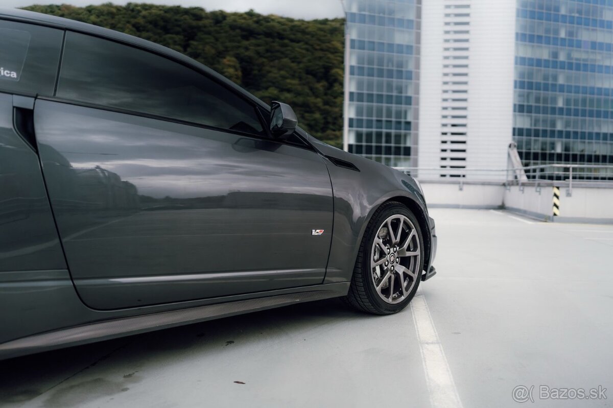 CADILLAC CTS-V 6.2 V8 Supercharged - 6