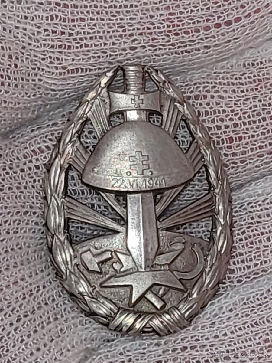 Odznak.vyznamenanie..vf. - 6