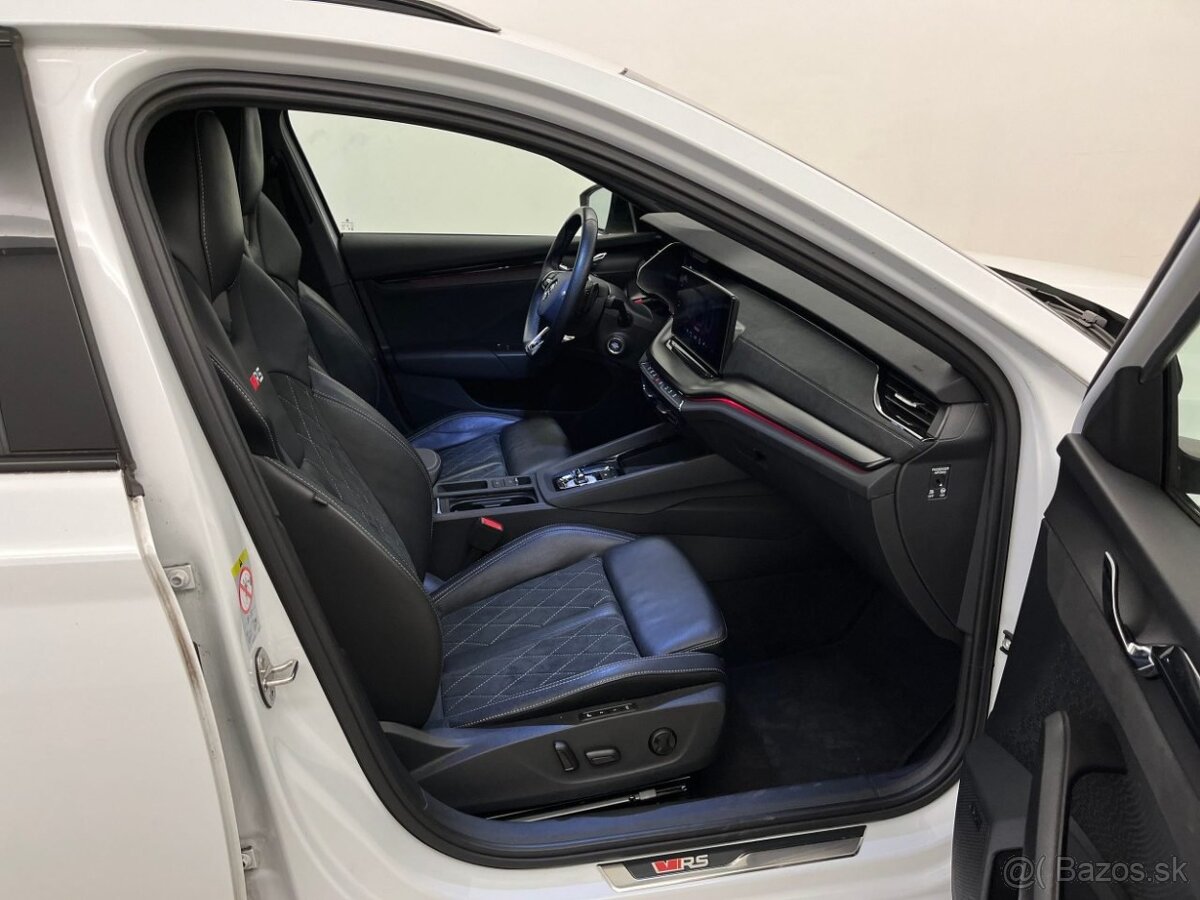 Škoda Octavia Combi 2.0 TDI DSG RS Plus - 6