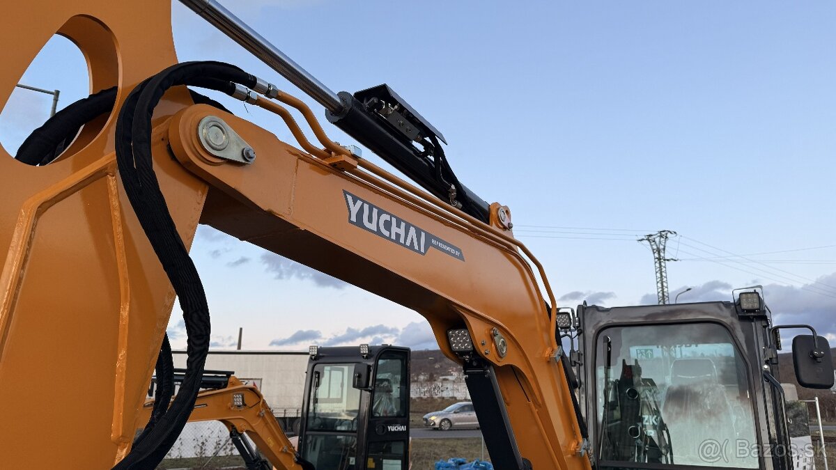 Minibager YUCHAI U60 Premium 5600 kg - 6