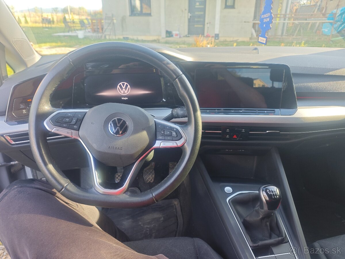 Predám VW Golf 8 1.5 TGI - 6