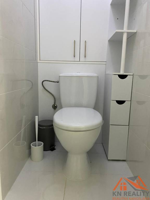 VÝBORNÁ LOKALITA Krásny tehlový 2 izbový byt Komárno - 6