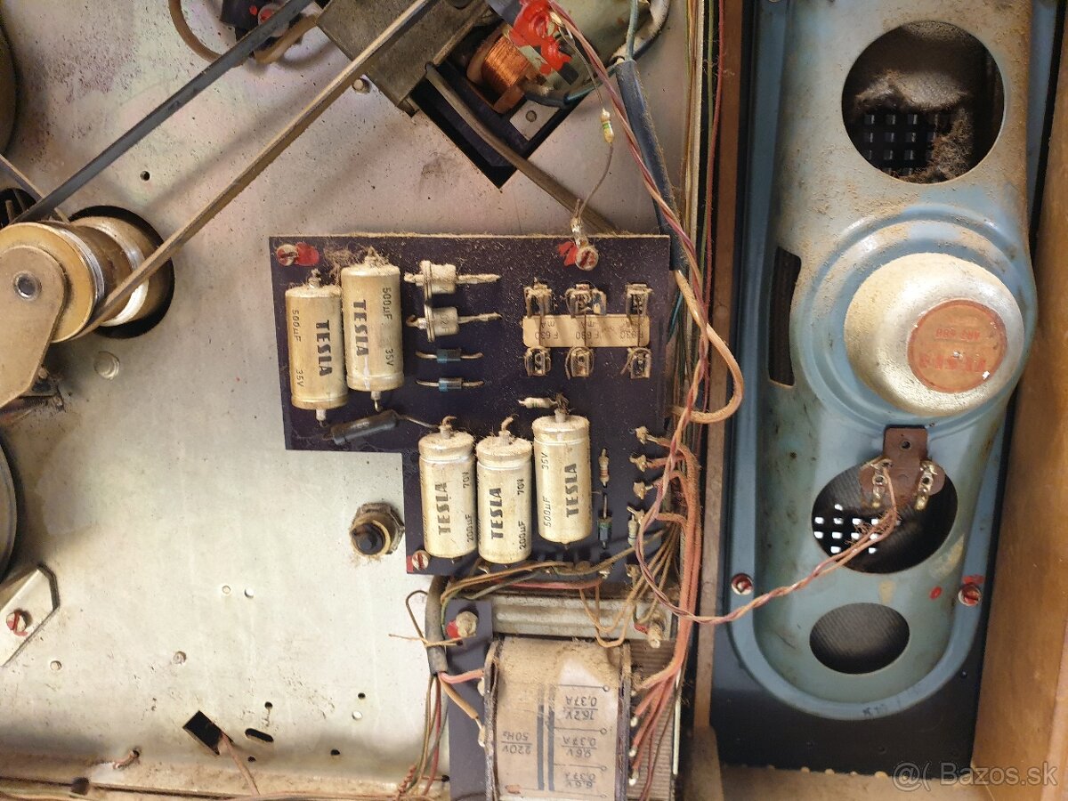 TESLA B90 na diely - 6