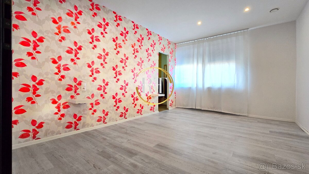 Útulný 3-izbový dom s veľkým pozemkom (910m2) a terasou - 6