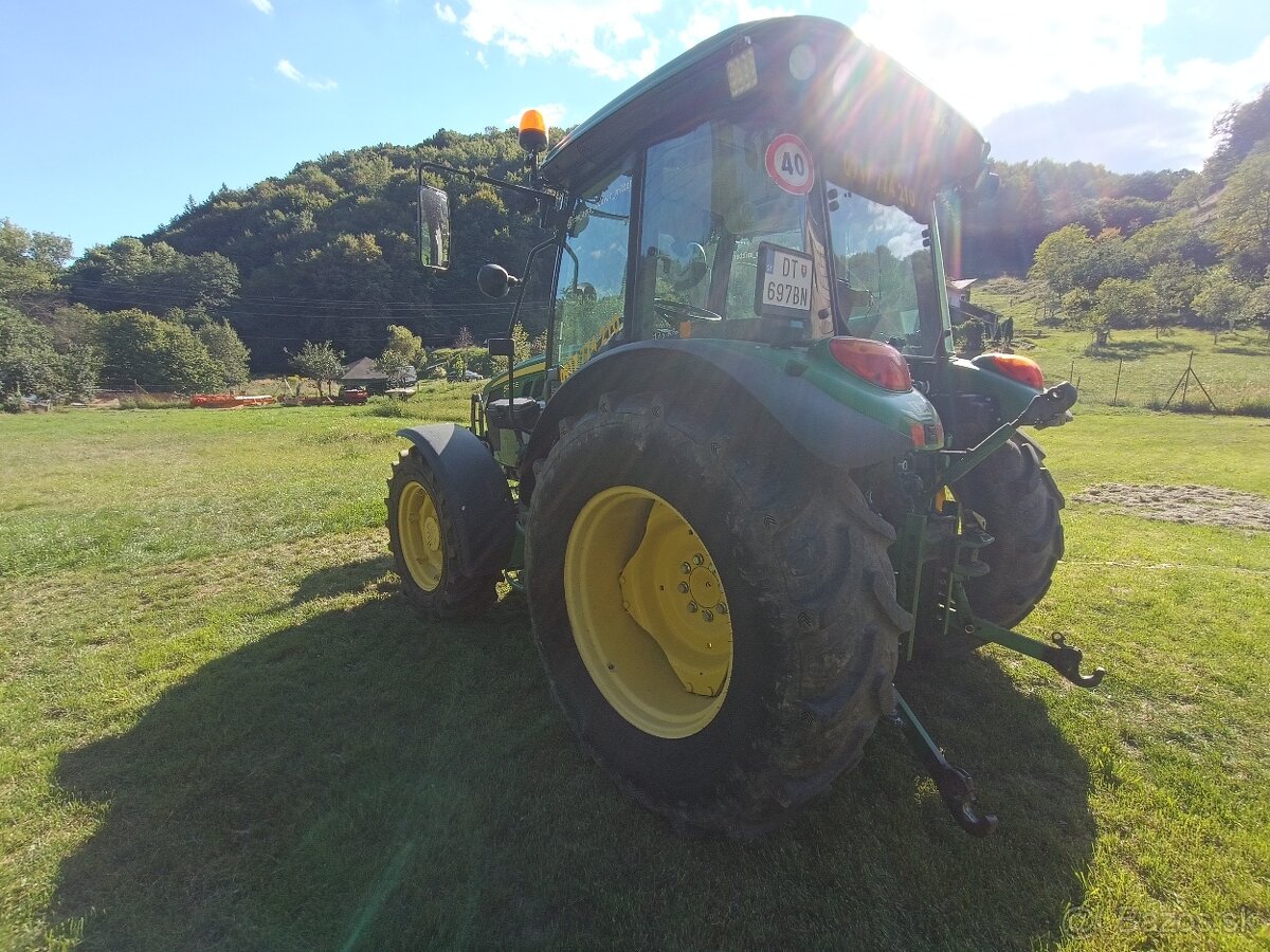 John Deere 5075E - 6