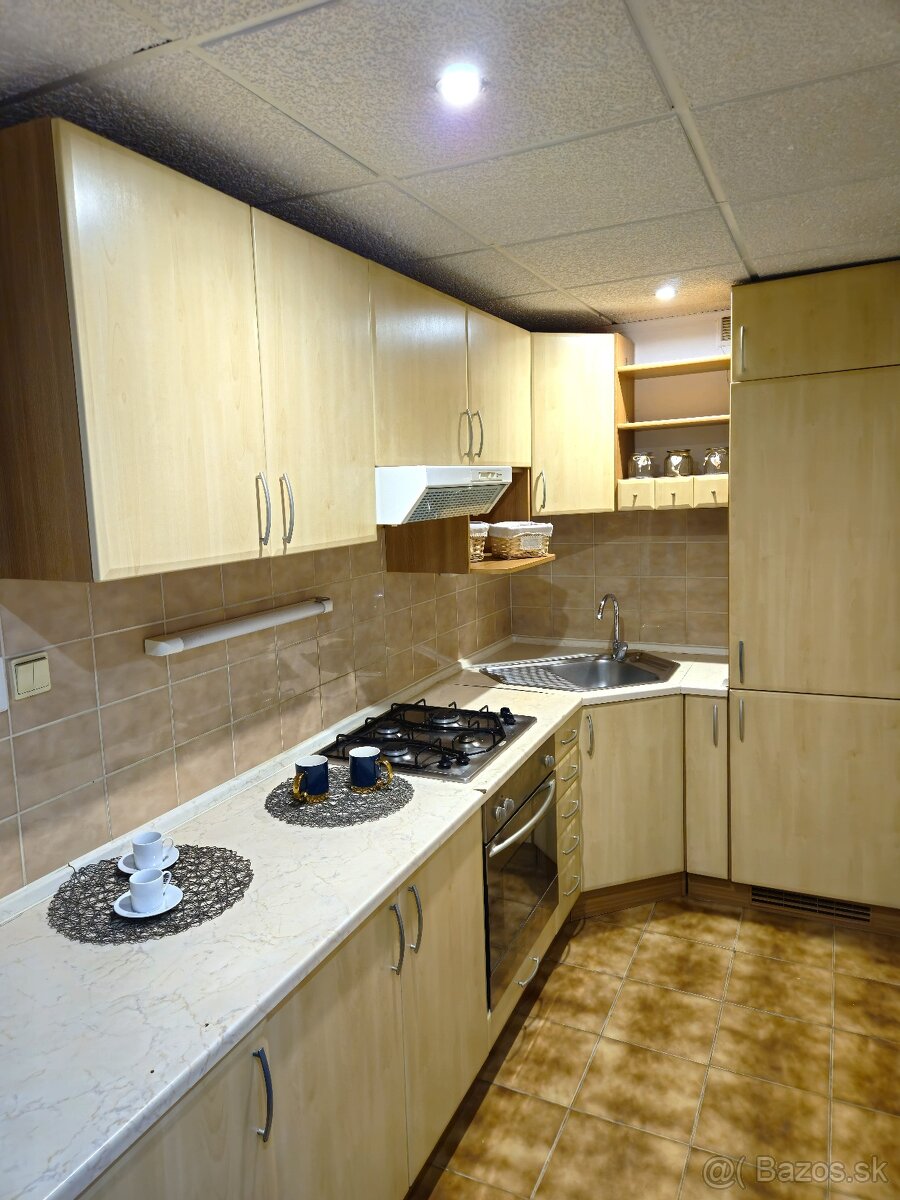 3 i byt,Svätoplukova ul/PRIEVIDZA – 66 m2 - 6