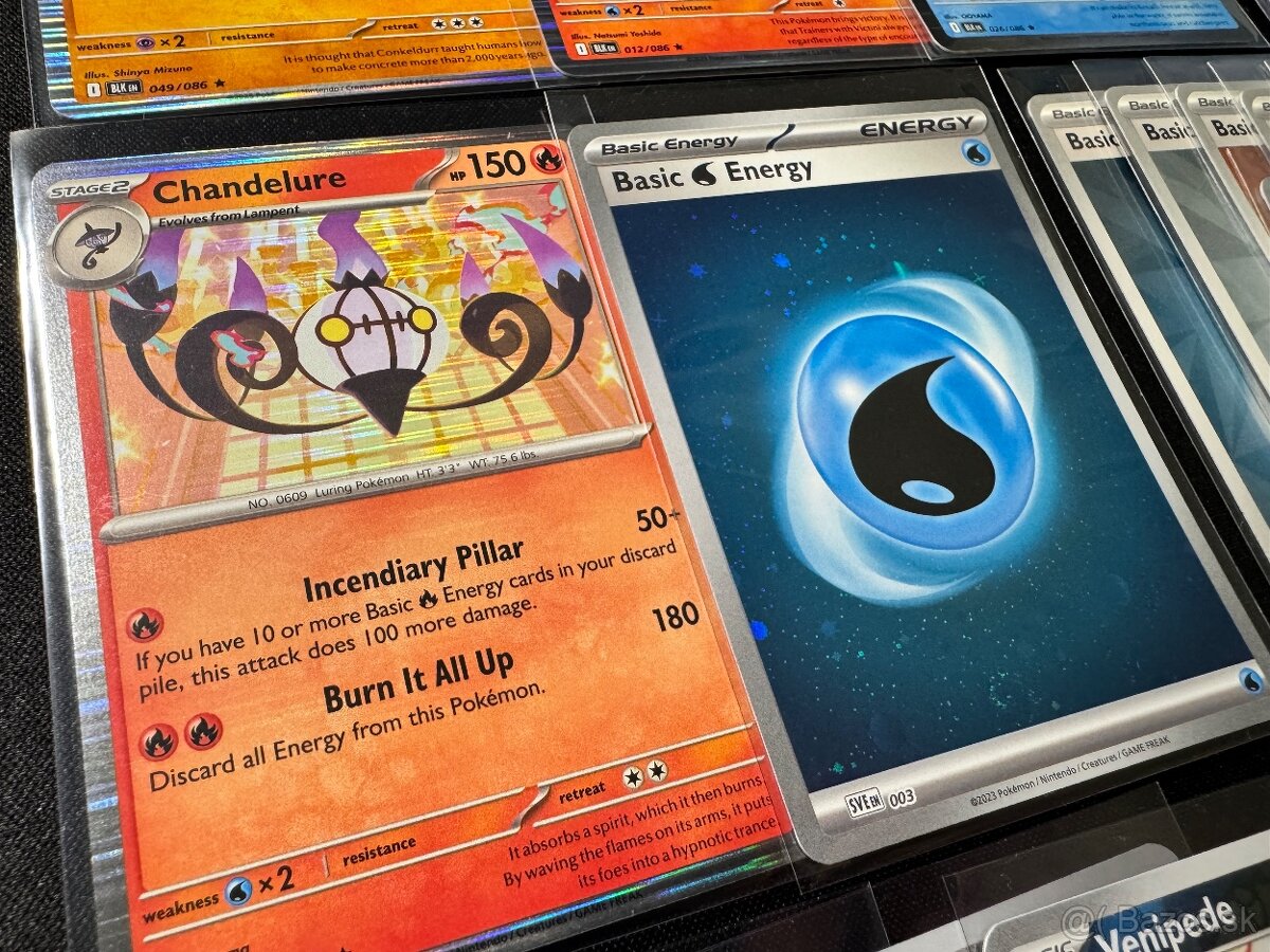 Pokemón MEGA balík (F): 100ks kariet v obaloch s EX + darček - 6