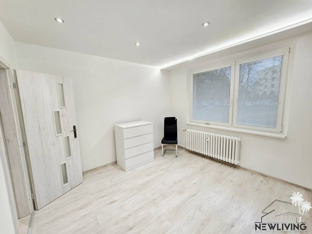 NA PREDAJ 2 izbový byt Hviezdoslavova Nové Mesto nad Váhom - 6