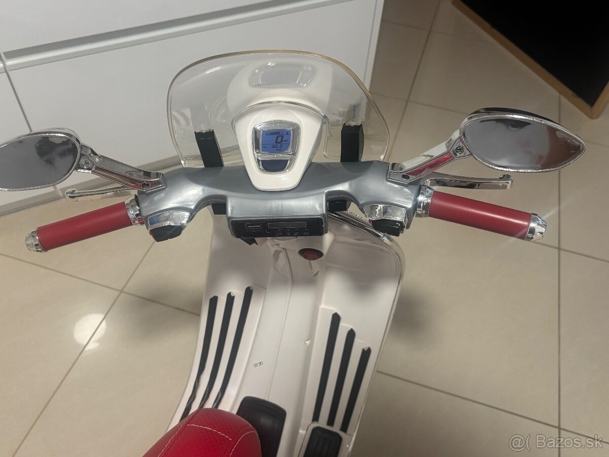 Detská motorka Vespa - 6