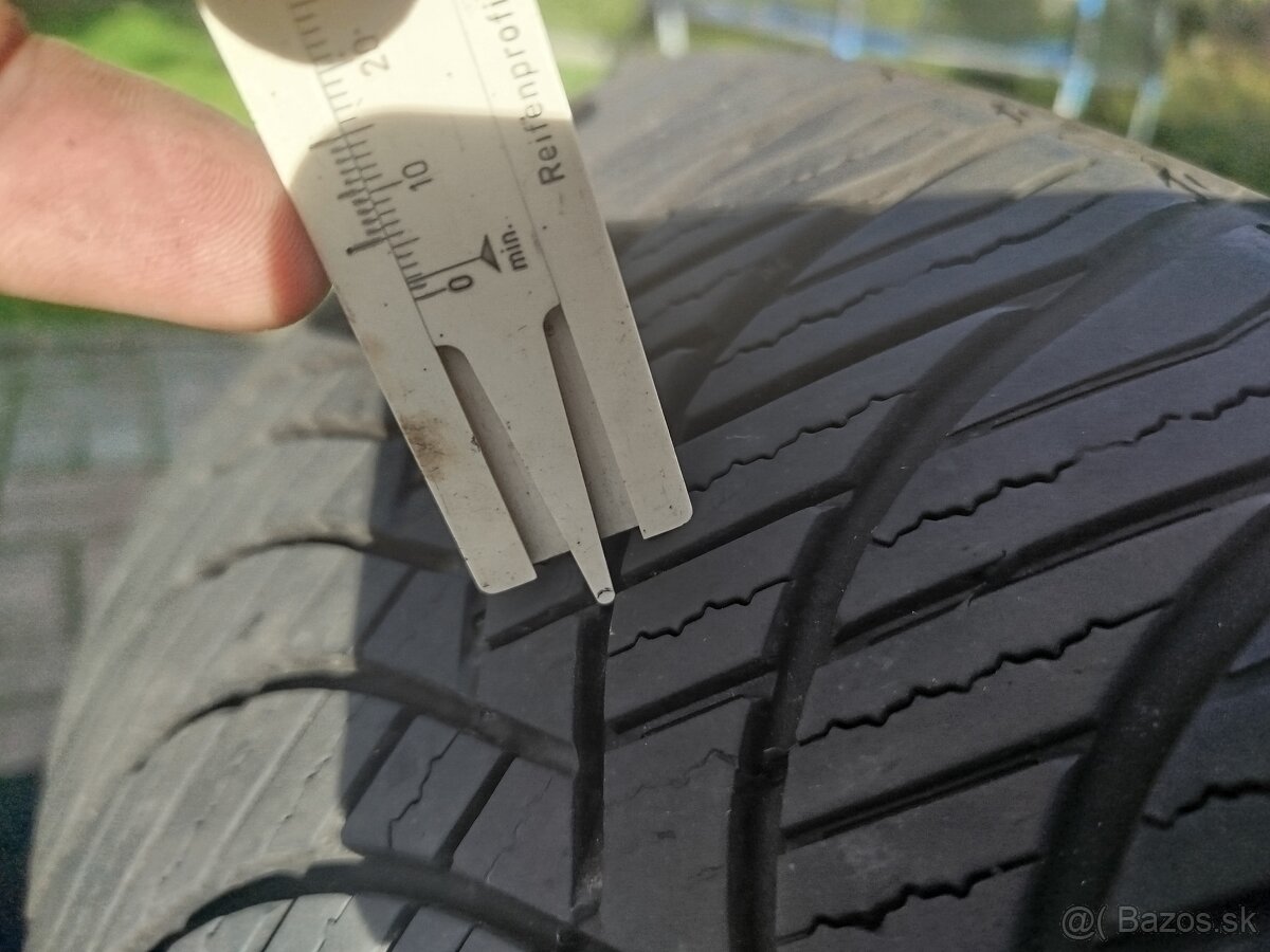 Pneumatiky 235/60 R18 - 6