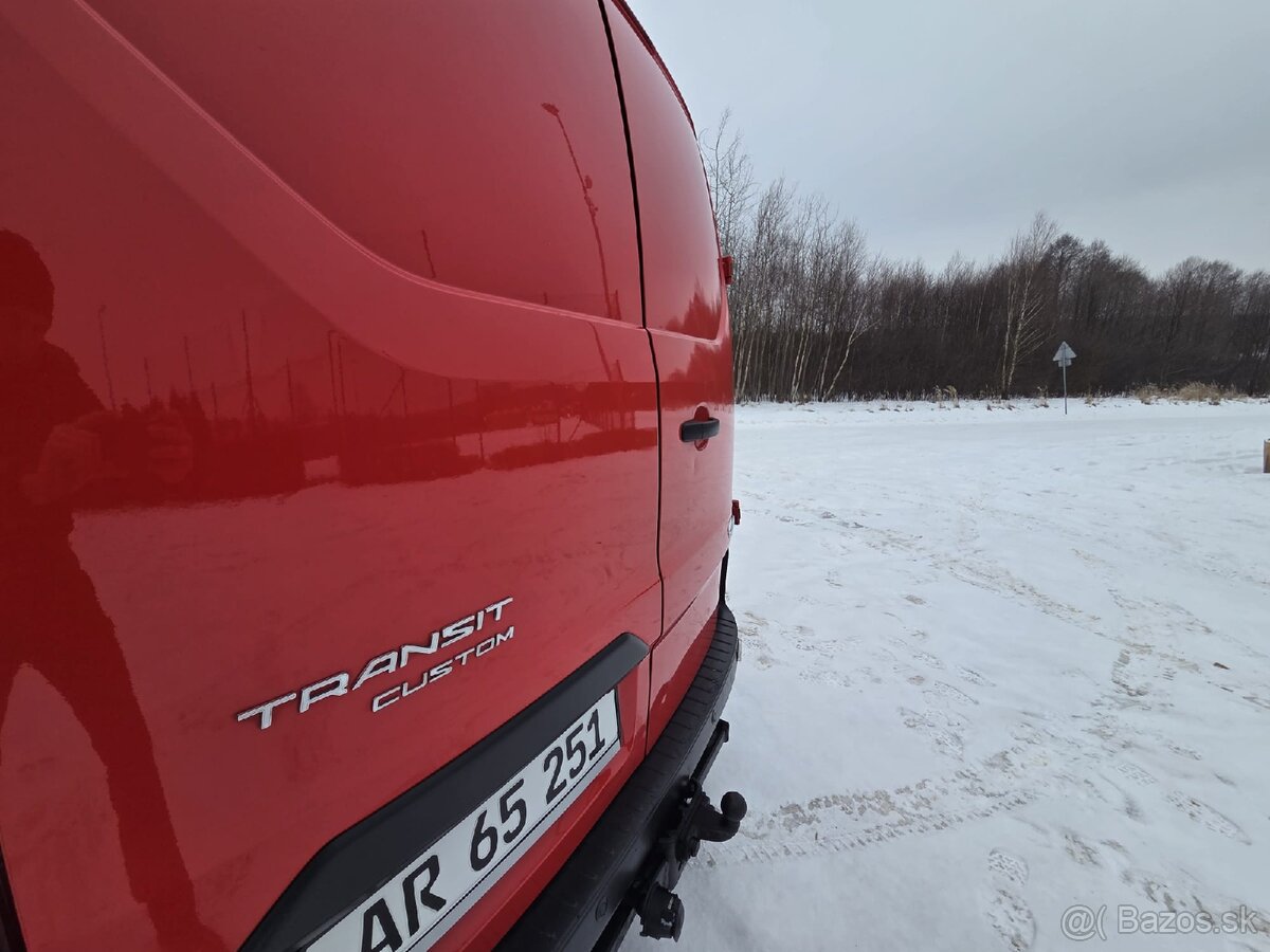Predám dodávku Ford Transit Custom L2 H1 - 6