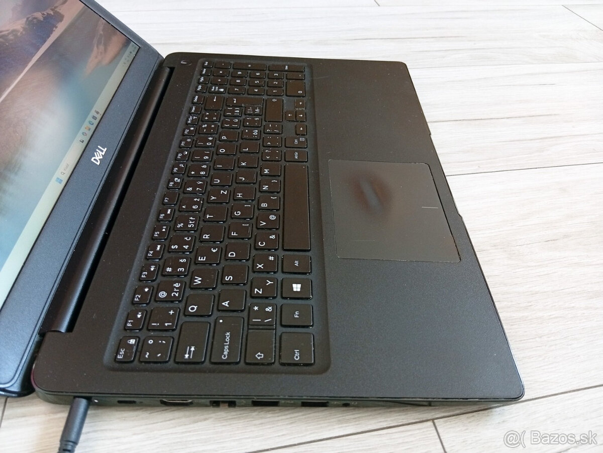 notebook Dell 3500 - Intel Core i5-8265u, 8GB, 256GB SSD - 6