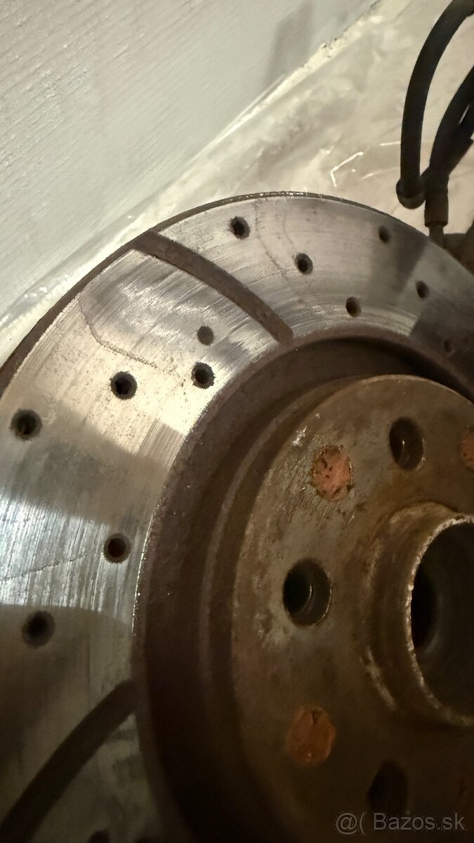 Predné otoče komplet Octavia 1 / Golf 4 / Bora - 6