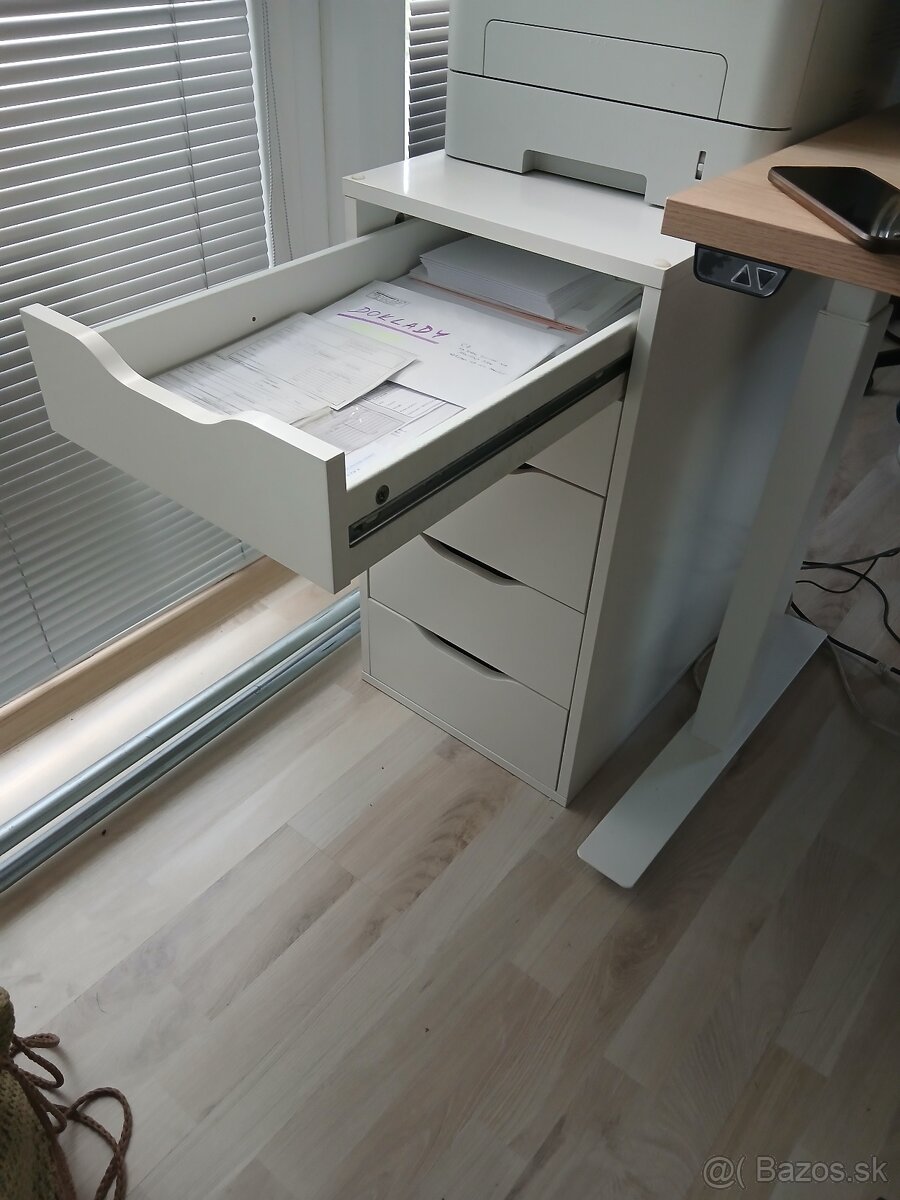 Predám Skrinky z kancelárie - 6