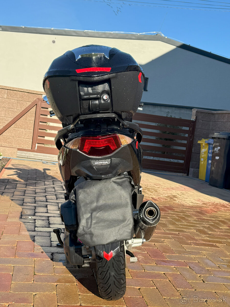Predám Hondu Forza 125 (2017) v TOP stave - 6