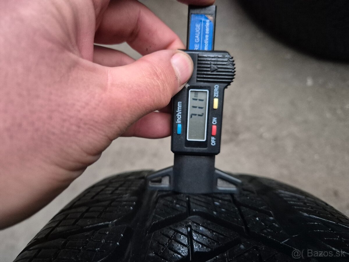 215/65 r17 zimné 4 ks PIRELLI dezén 7,1 - 6,8 mm DOT2023 - 6