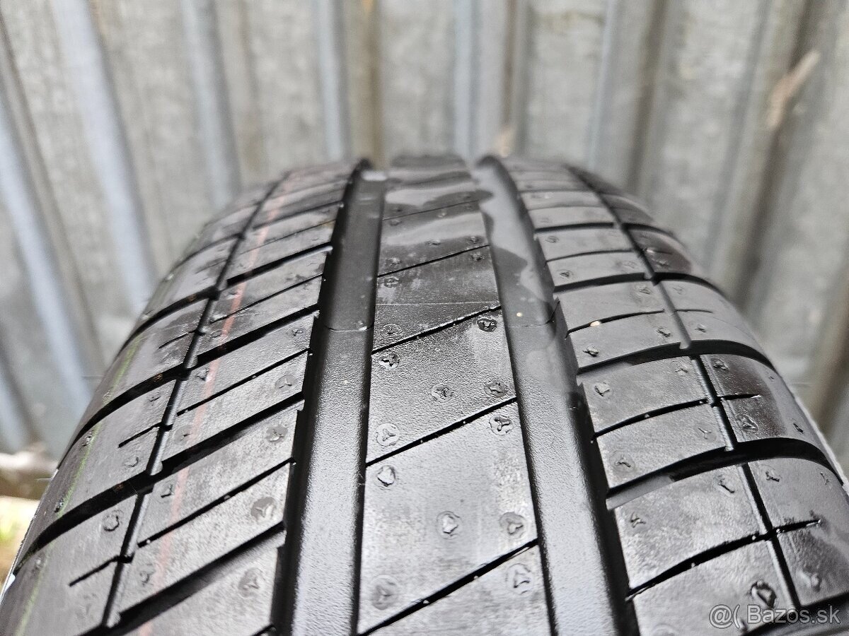 Letné pneumatiky GoodYear - 165/65 r15 81T - 6