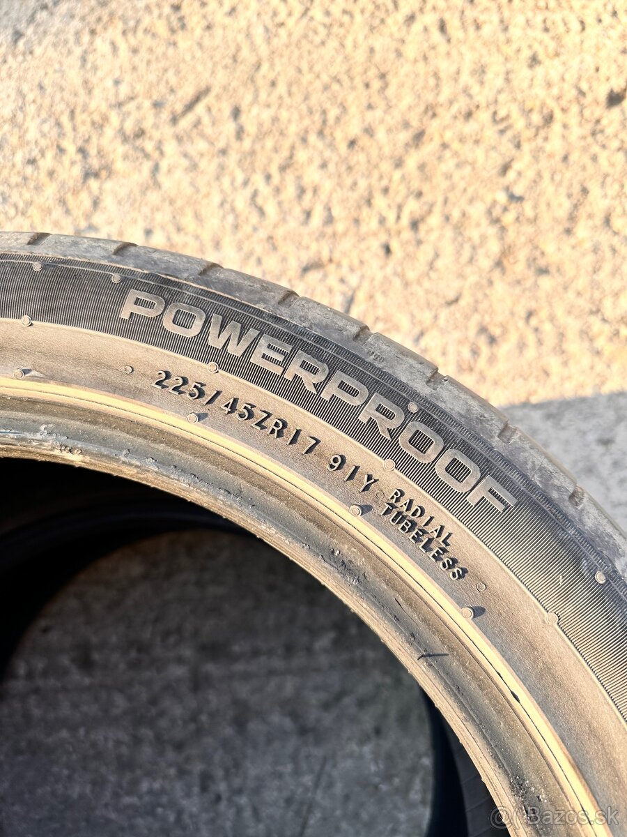 Nokian 225/45 r17 - 6