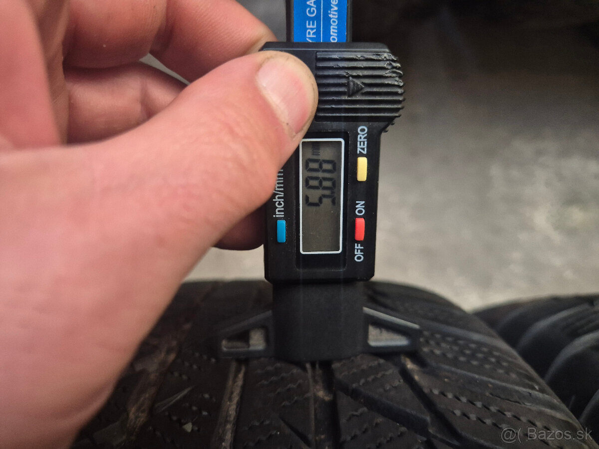 205/60 r16 zimné 4 ks BRIDGESTONE dezén 6,6 - 5,9 mm - 6