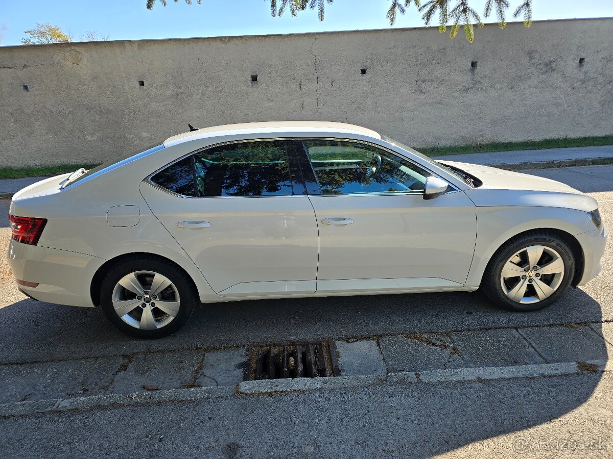 Škoda Superb 3 2.0 TSI 206 kw 4x4 DSG 2016 - 6