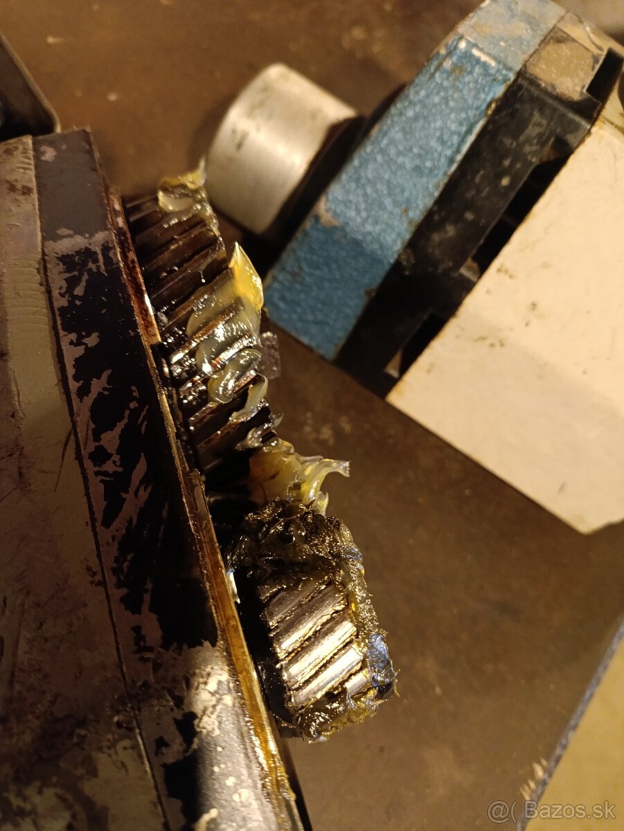 Predám Narex 032 D, Narex PJ900 - 6