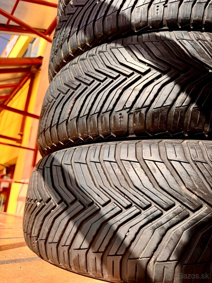 215/60 R17 celoročné pneumatiky 4 kusy - 6