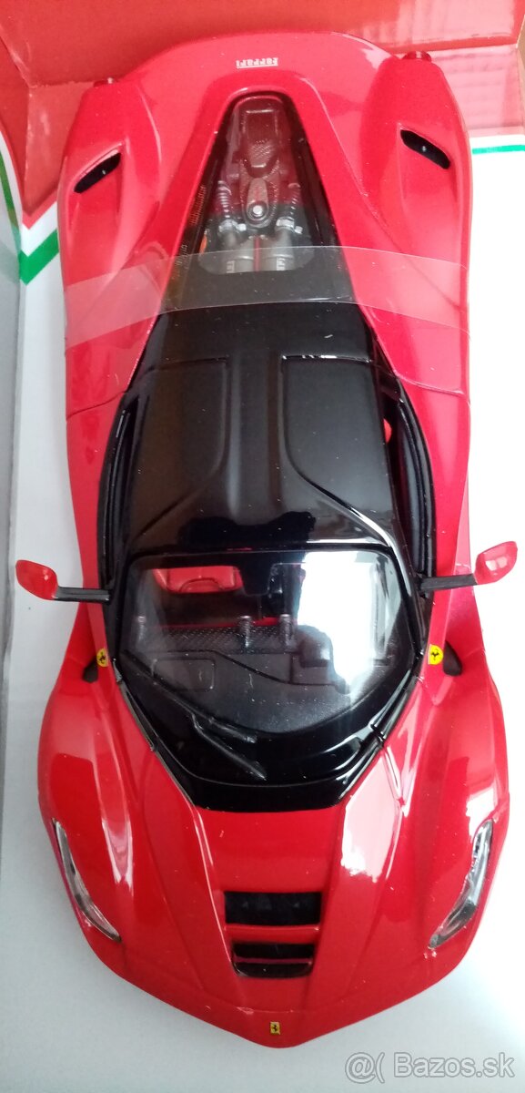 La Ferrari 1:24 Burago - 6