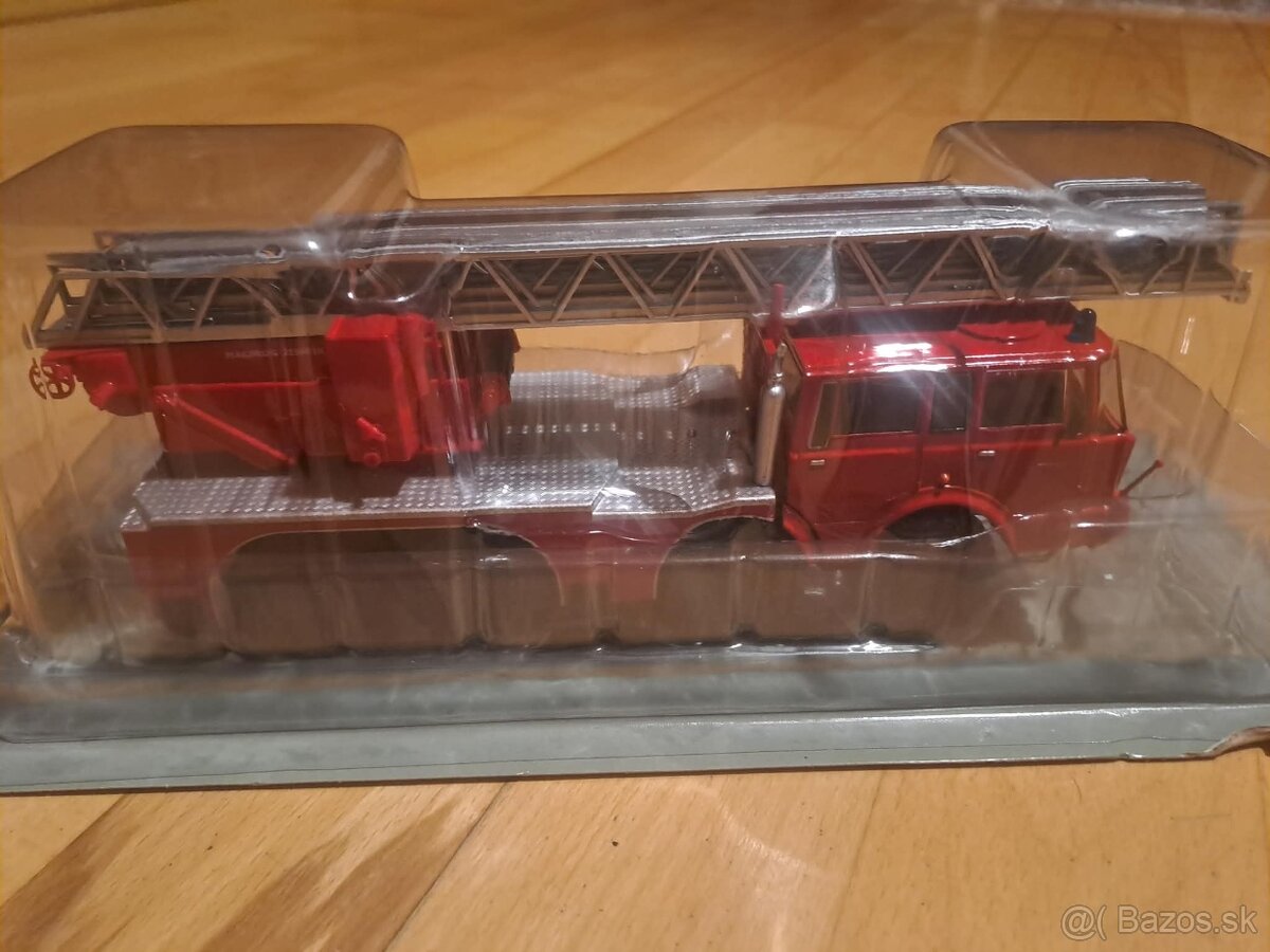 Tatra 813 8x8 AZ 44 1:43 - 6