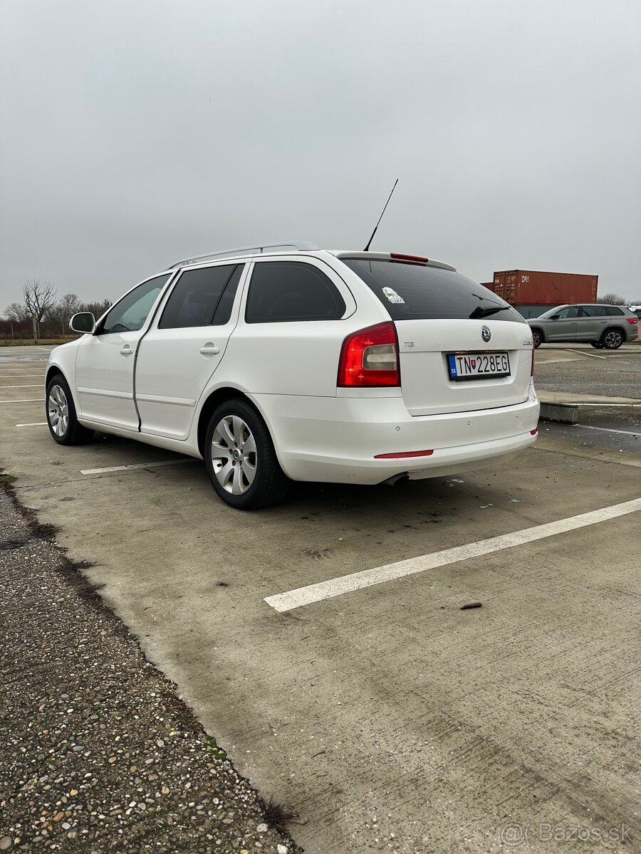 Škoda Octavia 2FL - 6