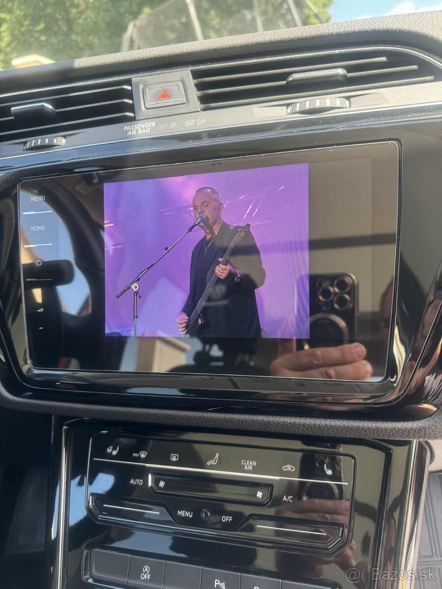 Volķsvwagen Touran plnej výbave - 6