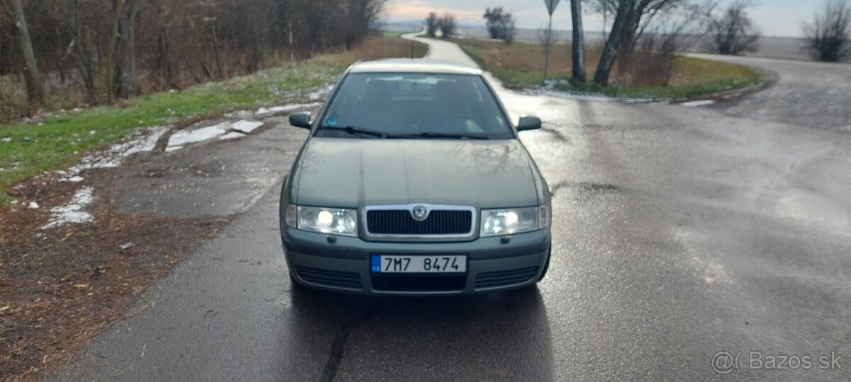 Škoda Octavia 2.0i, 85kw, benzín - 6