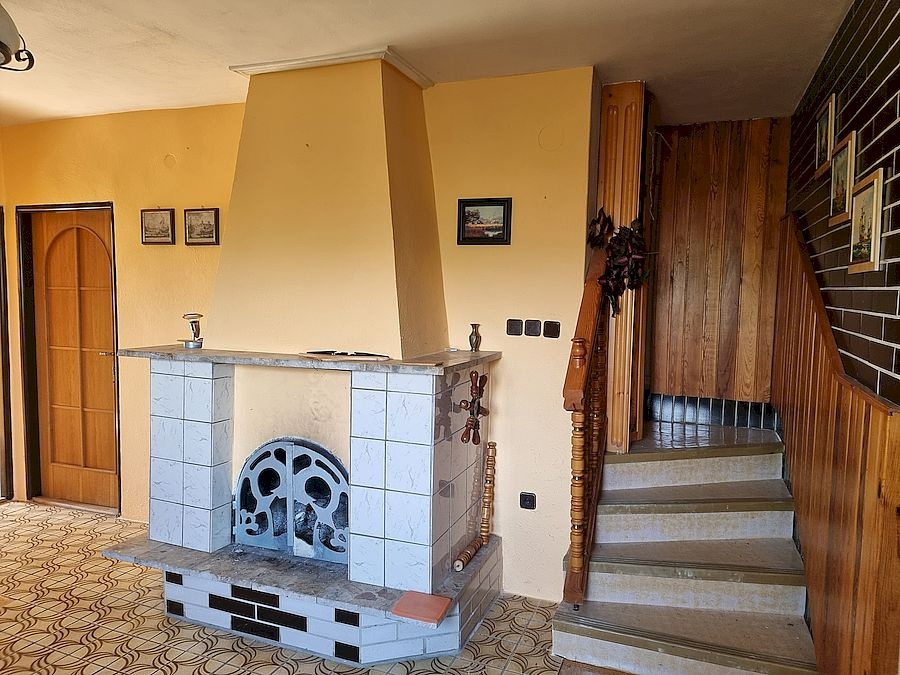 Rodinný dom s menším pozemkom, na bývanie alebo prenajímanie - 6