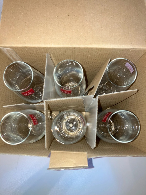 Nove nepouzite 6 ks pohare na sekt, proseco, flauta - 6