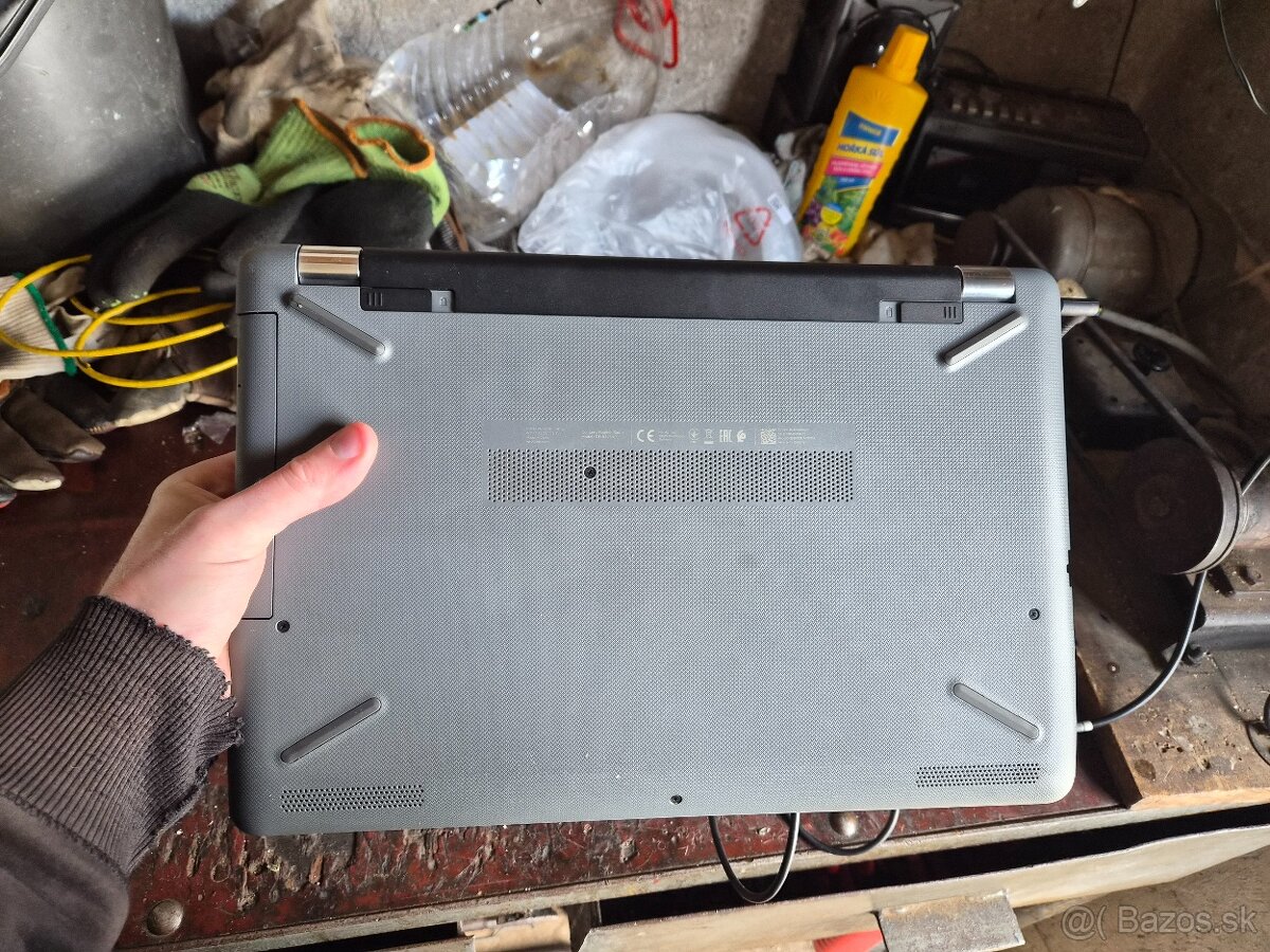 HP notebook nepouživaný - 6