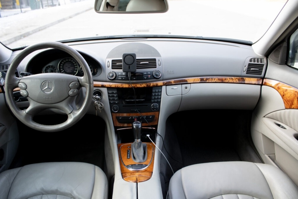 Mercedes E trieda 2006 - 6